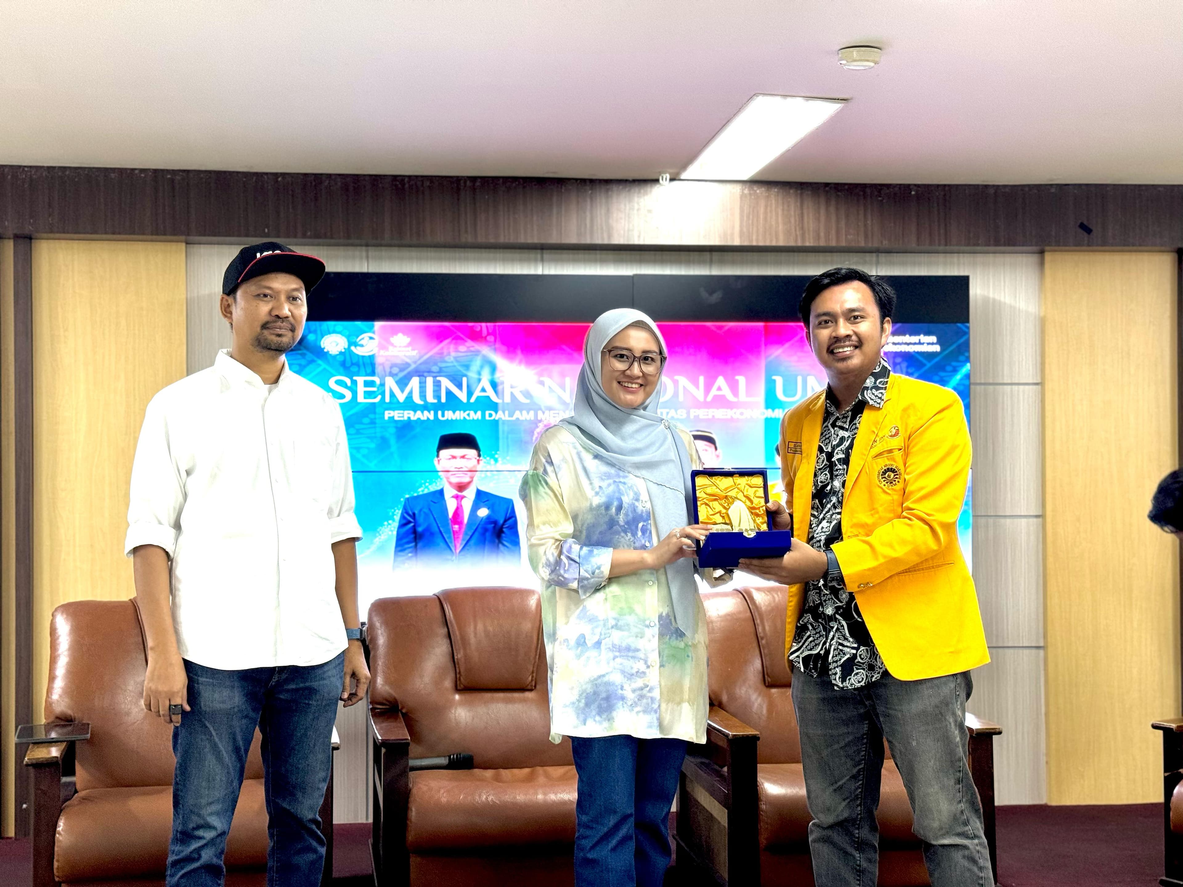 Seminar Nasional UMKM : Peran UMKM dalam Menjaga Stabilitas Perekonomian Nasional